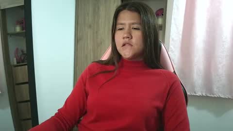 Snapshot of olivia_watson_ chatting on September 23, 2025, 1:36 pm Olivia online show from September 23, 2025, 1:36 pm