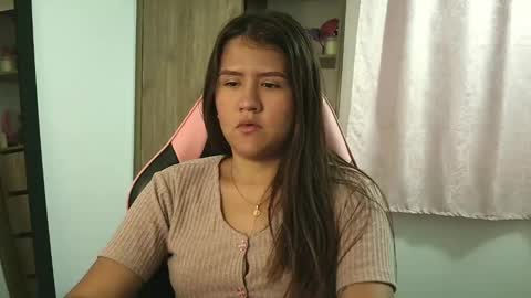 Snapshot of olivia_watson_ chatting on September 25, 2025, 12:53 pm Olivia online show from September 25, 2025, 12:53 pm