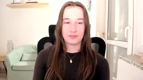 Oliwiaa2004 online show from March 1, 2025, 10:21 pm