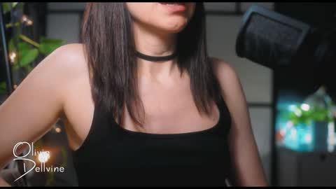 Olivia online show from February 9, 2025, 1:33 am