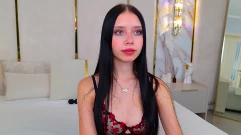 Olivia online show from October 5, 2025, 5:11 pm