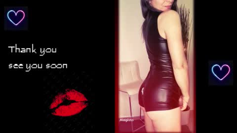 Olivia online show from September 30, 2025, 10:15 pm