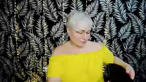 Kelly online show from June 5, 2026, 9:59 am