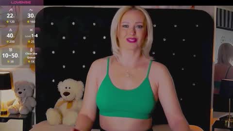 Olivia online show from January 11, 2026, 9:53 pm