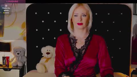 Olivia online show from February 11, 2026, 9:20 pm