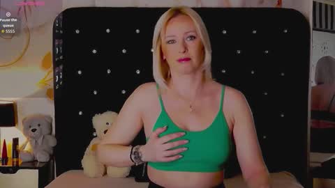 Olivia online show from March 9, 2026, 9:30 pm