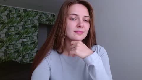 Olivia online show from November 30, 2025, 5:33 am