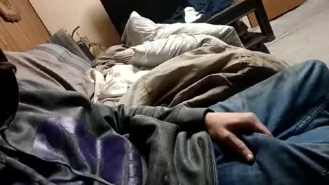 ollieoliver422 online show from March 15, 2026, 4:07 am