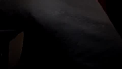 Snapshot of olliver3018 chatting on February 1, 2026, 9:57 pm Olliver online show from February 1, 2026, 9:57 pm