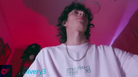     online show from November 20, 2025, 12:33 am