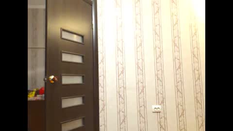 olvia online show from March 6, 2025, 7:43 pm