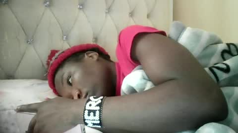Snapshot of olwami4 chatting on June 26, 2026, 6:29 am olwami4 online show from June 26, 2026, 6:29 am
