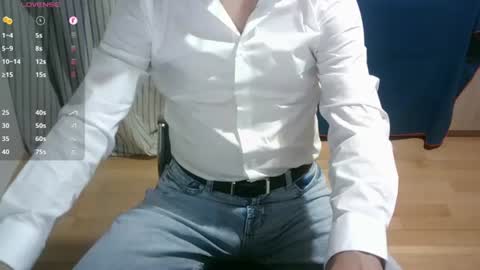 Snapshot of omar87ram chatting on July 19, 2026, 9:02 am Omar online show from July 19, 2026, 9:02 am