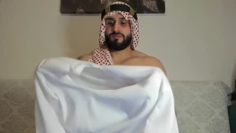 Snapshot of omar_xoxo chatting on December 24, 2024, 1:06 am Omar online show from December 24, 2024, 1:06 am