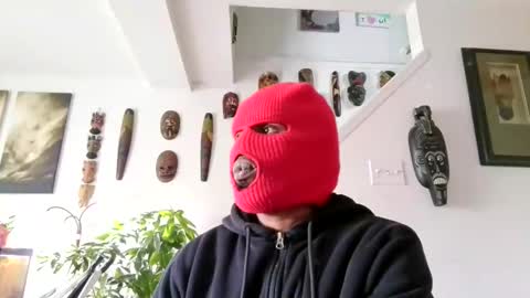 omarbbcbeast8 online show from April 24, 2026, 4:20 pm