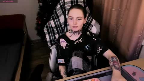 Snapshot of on_yxxx chatting on March 7, 2025, 10:10 pm on_yxxx online show from March 7, 2025, 10:10 pm