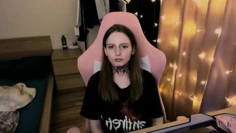 Snapshot of on_yxxx chatting on September 8, 2025, 8:19 pm on_yxxx online show from September 8, 2025, 8:19 pm