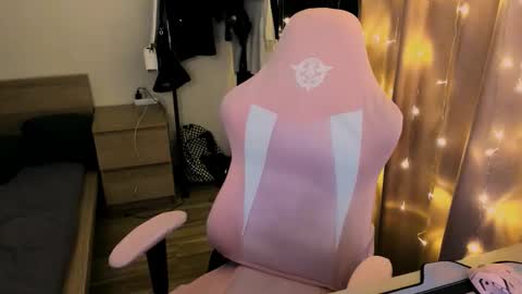 Snapshot of on_yxxx chatting on October 3, 2025, 9:34 pm on_yxxx online show from October 3, 2025, 9:34 pm