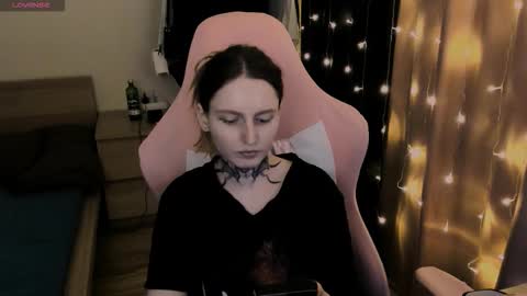 Snapshot of on_yxxx chatting on October 21, 2025, 7:03 pm on_yxxx online show from October 21, 2025, 7:03 pm