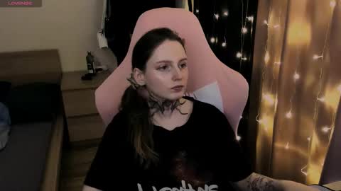 Snapshot of on_yxxx chatting on October 22, 2025, 7:02 pm on_yxxx online show from October 22, 2025, 7:02 pm