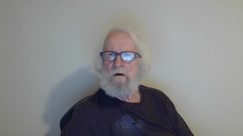 Somewhere over the rainbow online show from January 21, 2025, 9:04 pm