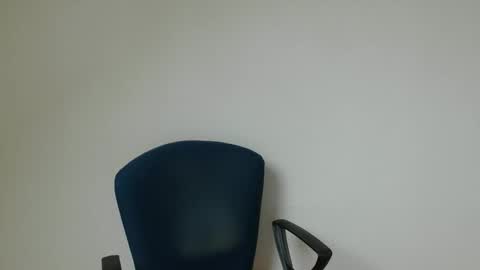 Somewhere over the rainbow online show from February 6, 2025, 1:54 pm