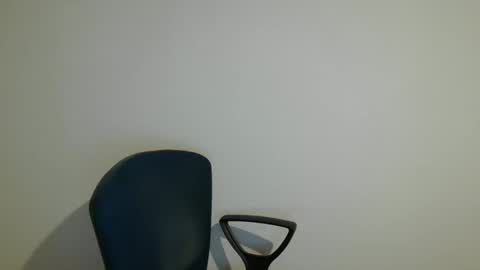 Somewhere over the rainbow online show from February 8, 2025, 9:15 pm