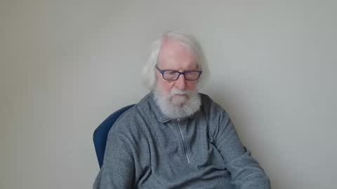 Somewhere over the rainbow online show from February 13, 2025, 1:37 pm