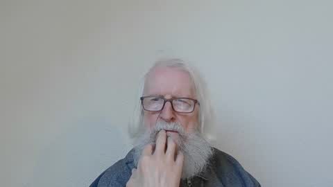 Somewhere over the rainbow online show from November 29, 2025, 9:23 am