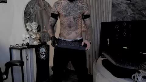     ... online show from November 6, 2025, 4:02 am