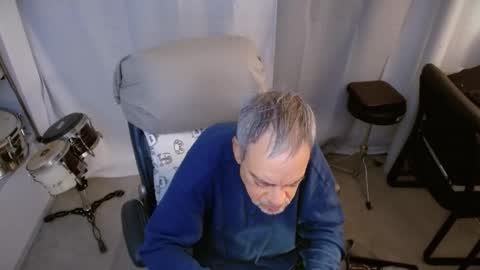 ondoko1234 online show from November 17, 2025, 4:57 pm