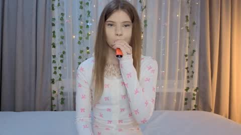 Eva online show from March 25, 2026, 1:50 pm