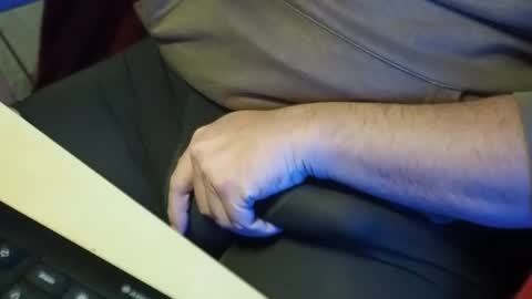 Snapshot of onemanmafia chatting on January 15, 2026, 3:16 pm OneManMafia online show from January 15, 2026, 3:16 pm