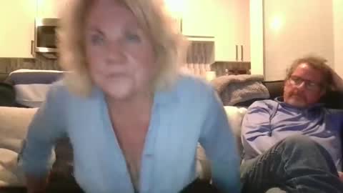 couple mature milf bigboobs curvy mommydaddy online show from February 11, 2025, 2:14 am