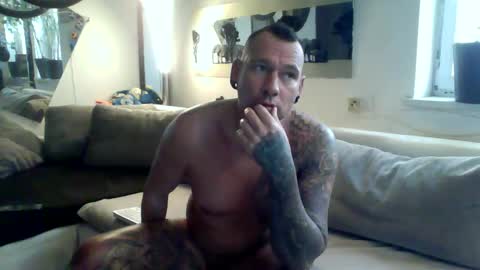 Snapshot of onepussycock chatting on January 9, 2025, 9:27 am .....mICha..... online show from January 9, 2025, 9:27 am