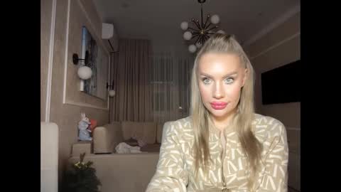 onesweet_baby online show from January 25, 2025, 2:58 am
