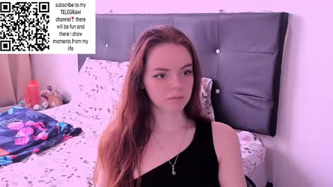 only_sarah1 online show from December 6, 2024, 8:18 pm