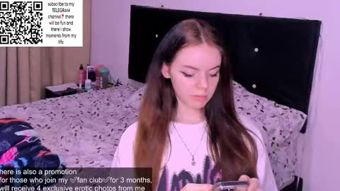 only_sarah1 online show from January 13, 2025, 11:49 pm