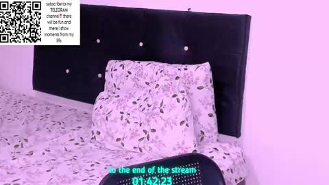 only_sarah1 online show from February 12, 2025, 11:20 pm