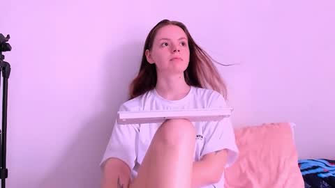 only_sarah1 online show from October 29, 2025, 9:27 pm