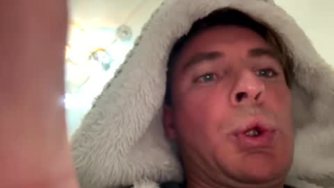 onlyloveyoutwice2016 online show from October 26, 2025, 10:47 pm