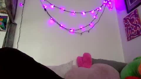 Snapshot of onyxchainz chatting on February 24, 2026, 10:19 pm OnyxChainz online show from February 24, 2026, 10:19 pm