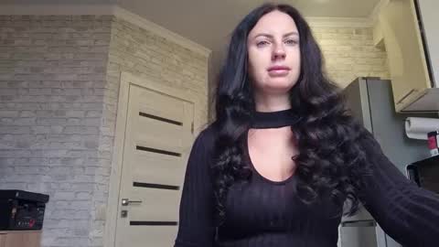 onyxpearl_tempt online show from December 23, 2025, 8:45 am