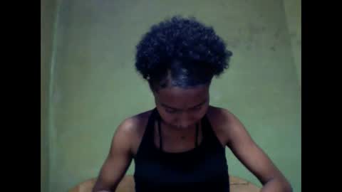 oolyette online show from September 12, 2025, 11:43 am