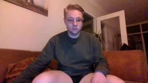 oook5 online show from November 17, 2025, 8:36 pm