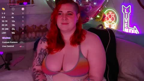 Snapshot of opalreigning chatting on March 22, 2026, 9:02 am Opal online show from March 22, 2026, 9:02 am