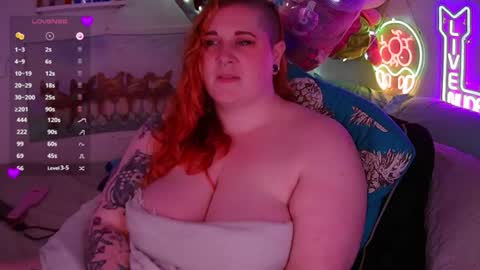 Snapshot of opalreigning chatting on June 20, 2026, 11:13 am Opal online show from June 20, 2026, 11:13 am