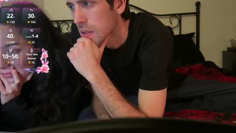 opalsessence_ online show from October 29, 2025, 4:04 am