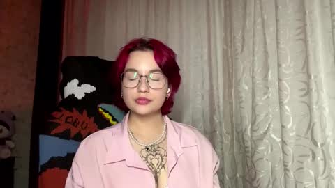 Thea online show from October 19, 2025, 1:56 pm