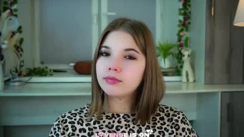 Snapshot of orastarcher chatting on December 23, 2025, 1:14 am Jenny online show from December 23, 2025, 1:14 am